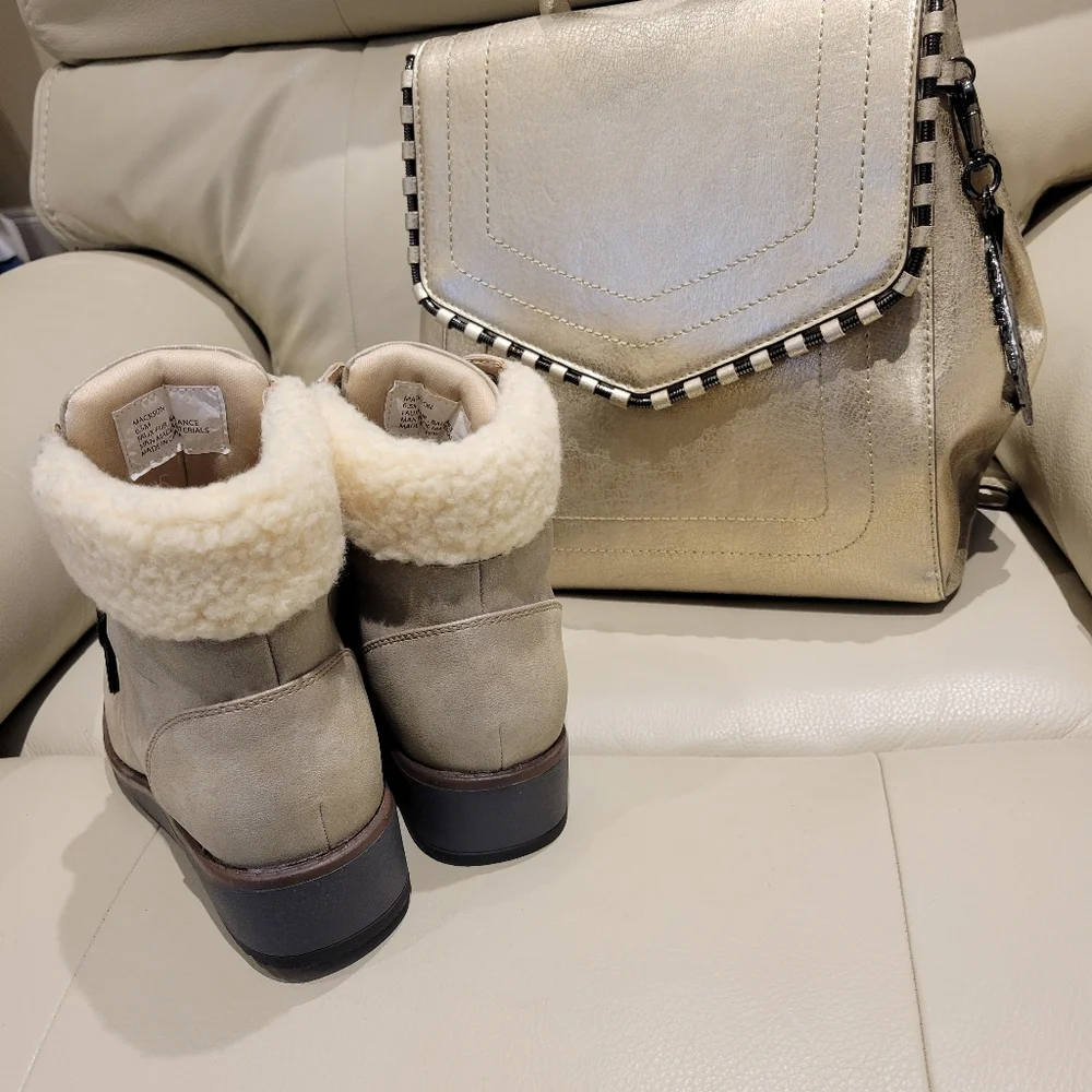 Women's Gold Cream Ankle Boots